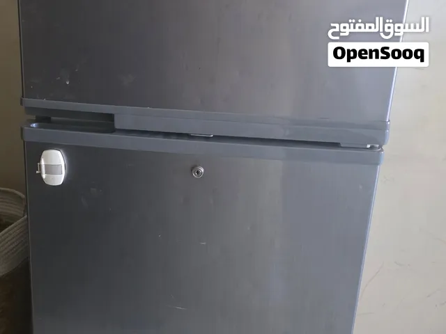 ثلاجة دايو 216 لتر بحاله جيدة