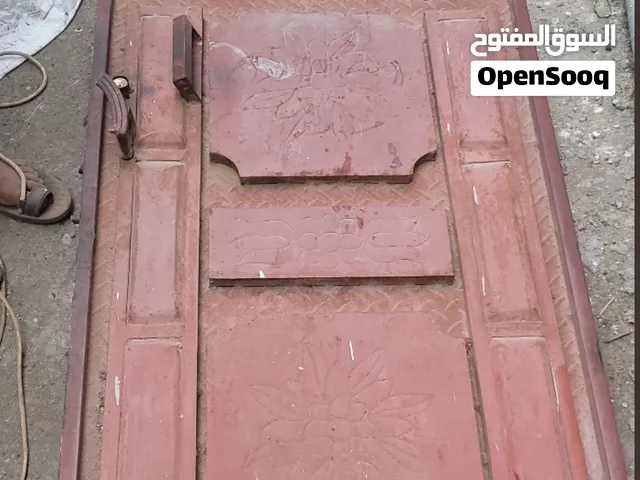 باب حديد شبه جديد