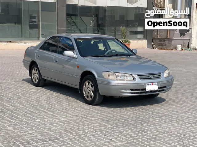 Toyota Camry 2002 (Silver)