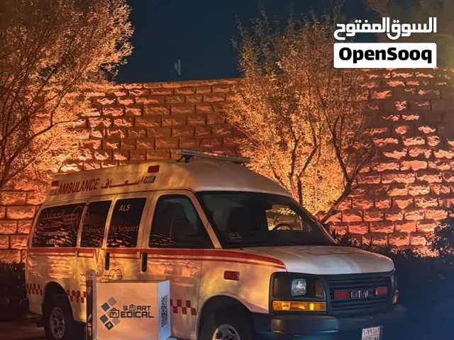 توفير تأجير سيارات اسعاف حسب الطلب _ توفير مسعفين وبدون مسعفين