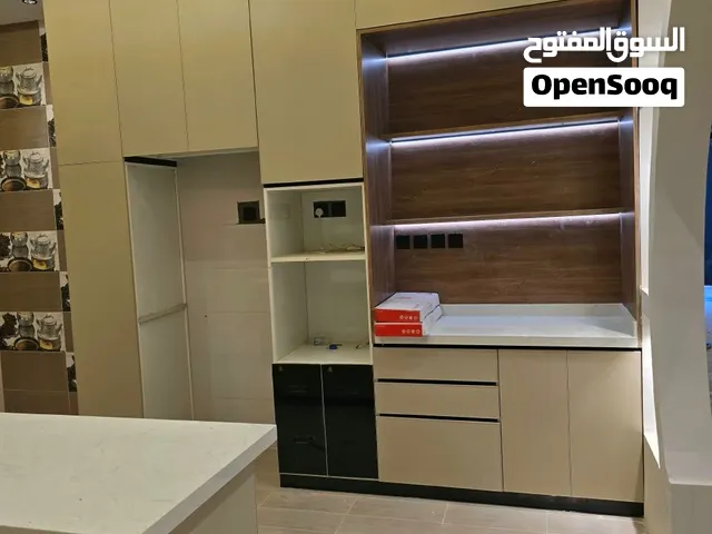 مطابخ المنيوم خشب وصاحب كلادنج