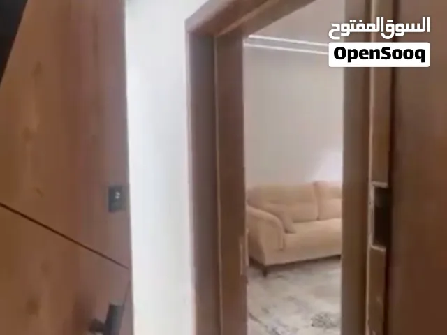 شقة في النوفليين بالقرب من جامع الشيخ منظمة ونظيفة كاملة الاثاث للايجار