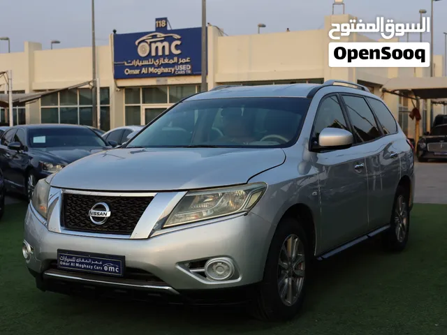 2015 نيسان باثفايندر SL