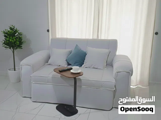 كنبة مقدين مريحة جدا وواسعة