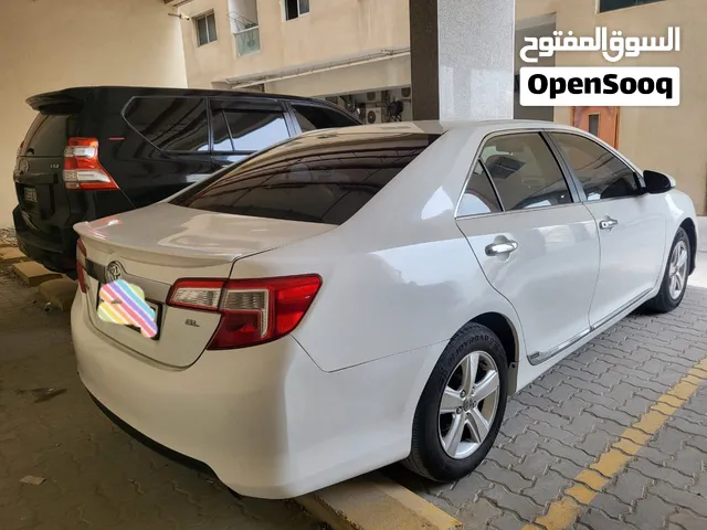 2014 تويوتا كامري GL