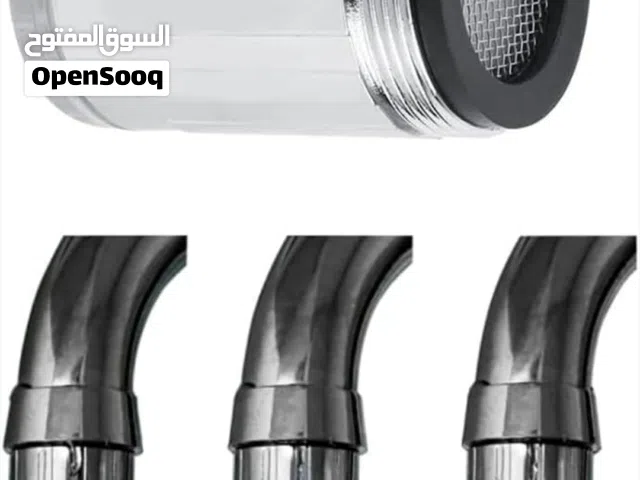 قطعة توفير المياه المضيئة تعمل على ضغط الماء