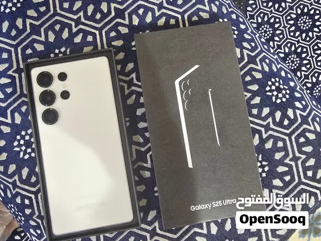 سامسومج جلاكسي S25 Ultra 512 GB لون ابيض مستعمل كما الجديد بحاله ممتازه جدا