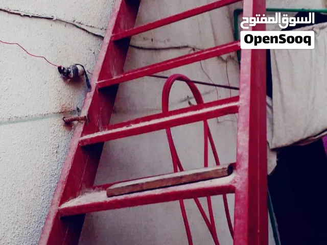 درج حديد للبيع طول 5متر عرض البايه 70سم