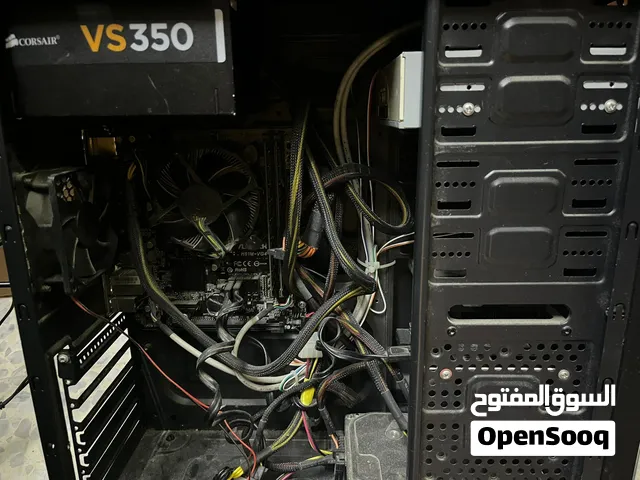 كمبيوتر مع كل اغراضو لبيع أو بدل على بلايستيشن