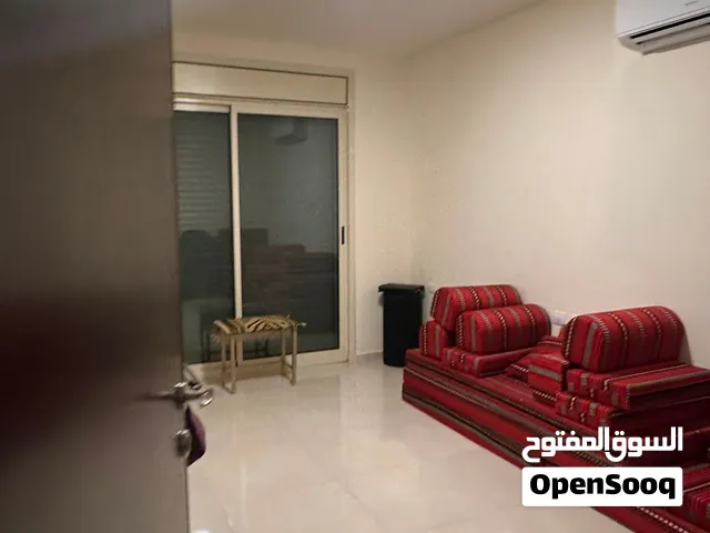 شقة فاخرة للايجار فرصة لا تعوض للازواج الشابة