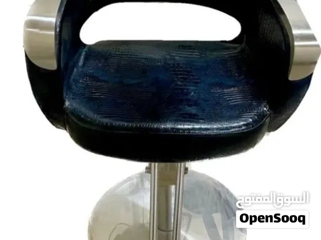 full ladies beauty parlour equipment urgent sale