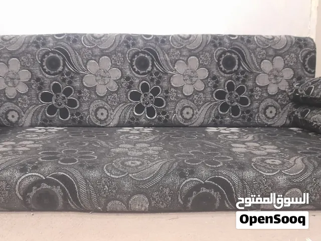 جلسة أرضية للبيع حلوة ومرتبة بالصلاة على النبي بسعر ولا بالاحلام لا تفوتكم تعال شوف وشيل