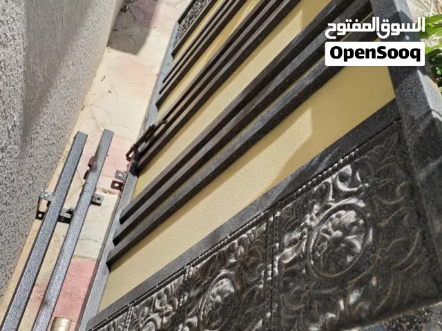 باب خارجي للبيع