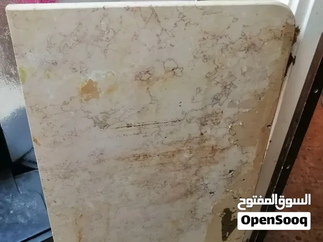 رخامة مطبخ للبيع ب 5 دنانير وقاعدة غاز 90 سم للبيع ب 5 دنانير