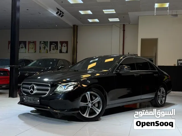 مارسدس E300 2017 بحالة ممتازة  العزاوي موتورز لتجارة السيارات