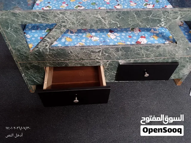 تخت اطفال استعمال بسيط بحاله ممتازه تفصيل خشب ممتاز سبب البيع لم نعد بحاجه لأستخدامه