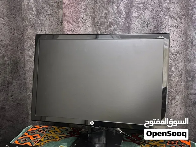 كمبيوتر PC منزلي للبيع رائع وسهل الاستخدام مع شاشه الكمبيوتر واضحه جدا و Pc نظيف يشمل جميع الملحقات