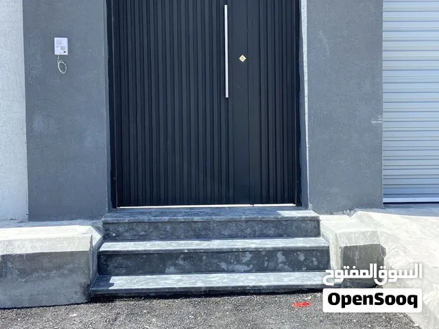 مقاول الحديد ابواب دردشة مظلات سواتر سلم المستودع غرفة
