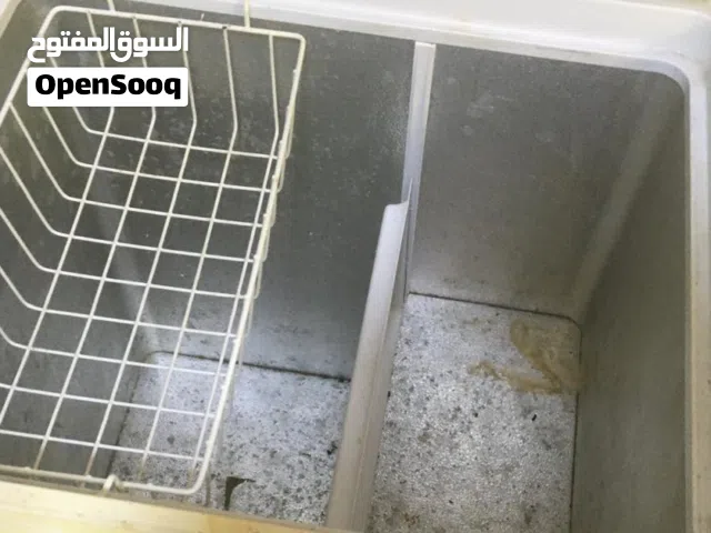 فريز بيكو للبيع لون ابيض شغال 70د ولا مره اتصلح للبيع بسعر70