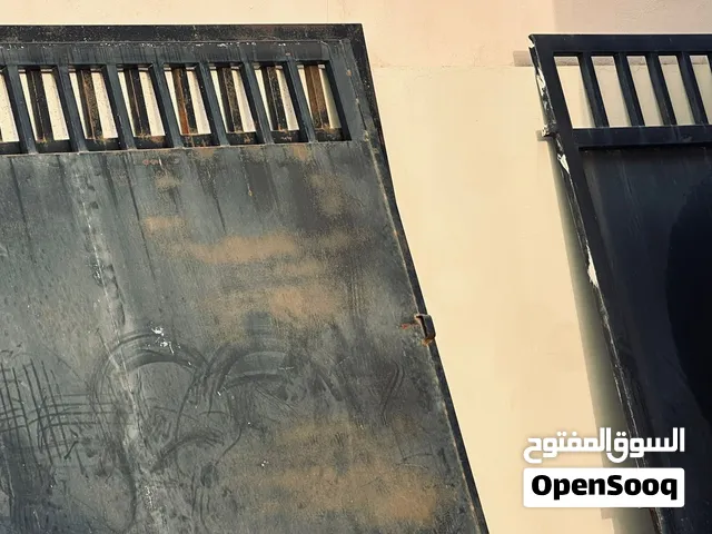 بوابة حديد خالص للبيع