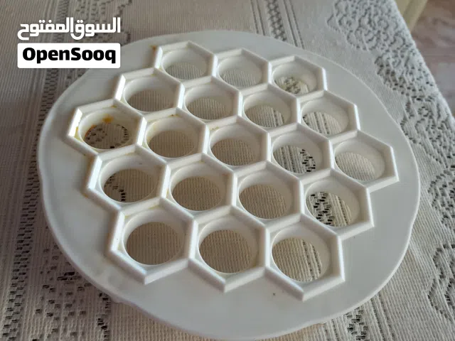 أدوات مطبخ يدويه ..