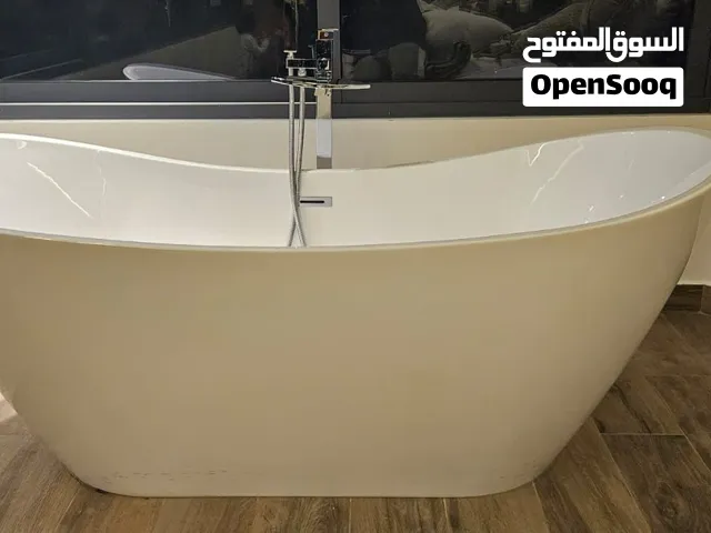 بانيو مستقل جديد بالكامل – لم يُستخدم نهائياً