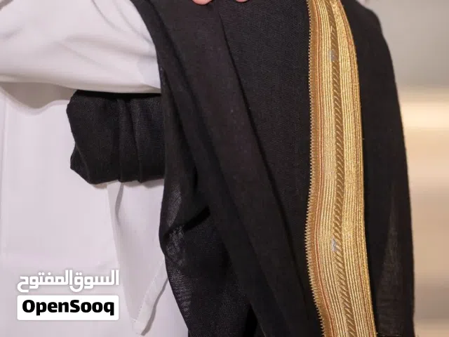 عرض خاص لبشت ملكي الاسود لرجال متوفر لجمیع لمقاسات بسعر خيالي سارع بالشراء