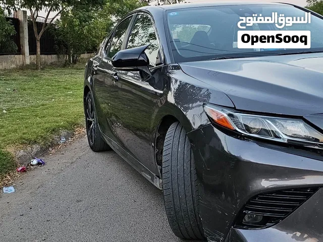 Toyota camry Le 2019