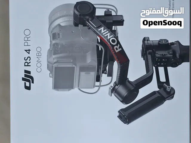 DJI RS 4 PRO Combo Gimbal Stabilizer