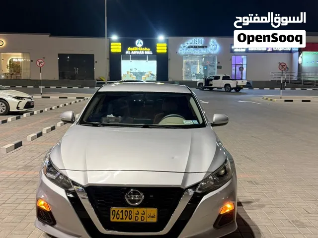 نيسان التيما 2020 s للبيع او البدل بما يناسب