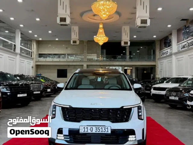 كيا سورنتو  ( خليجي ) موديل : 2024  ماشية : 24000 KM المواصفات  بانوراما  بصمة  بصمة ابواب  تشغيل عن