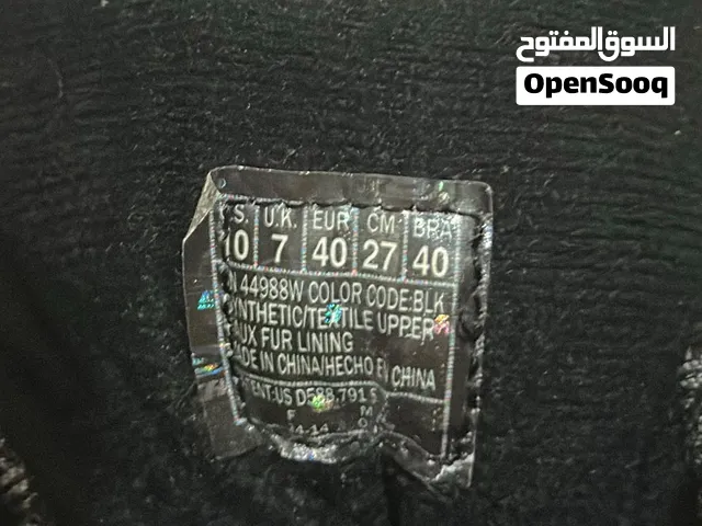 حذاء نسائي