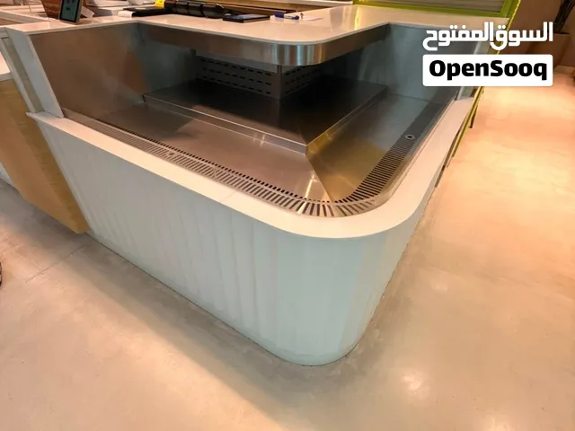 Corner chiller and display chiller