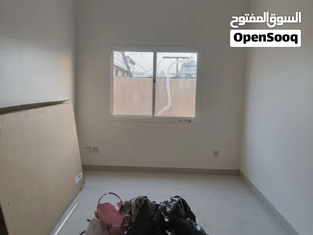 3 Bedroom Apartment for Rent in Riffa AlHajiyat شقة 3 غرف نوم للإيجار في الرفاع الحجيات
