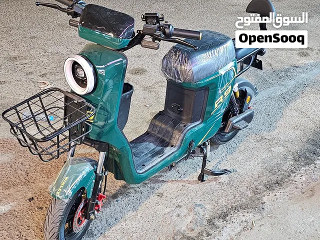 دراجه شحن R9 جديده ماخذها من وكيل قبل يومين اب 600 اخذتها نهابتها 550 الف او مراوس وي دراجه ماكس نضي