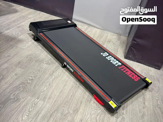 جهاز مشي مرفق معه جهاز تكسير دهون كما هو موضح بالصورة  من نوع Jo sport fitness