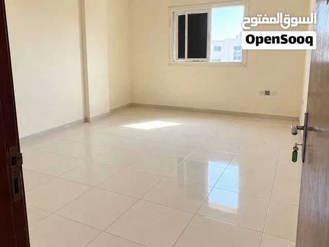 بدون عمولة استديو في الشارقة – مويلح التجارية