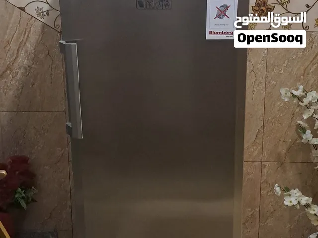فريزر Blomberg