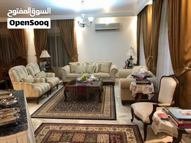 الكرسي فيلة مستقلة مفروشة بالكامل للإيجار السنوي مكونه من 5 نوم بسعر 35,000 دينار