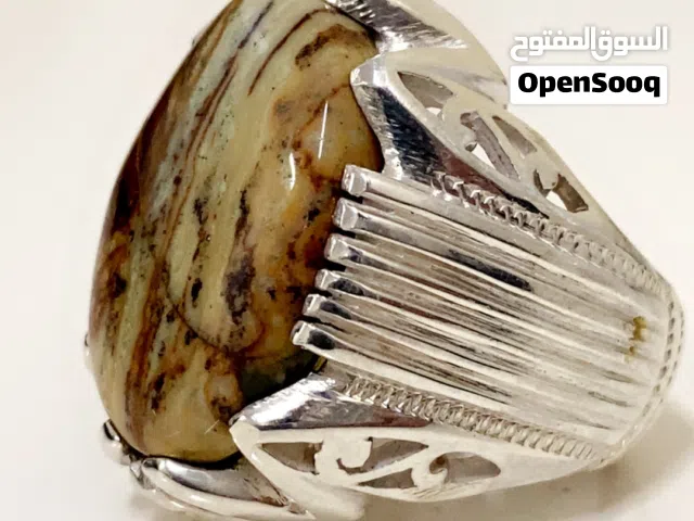 الخاتم العقيق اليماني الأنسي الطبيعي خاتم راقي وفخم وانيق