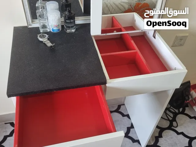 تسريحه مكياج مع مرايا