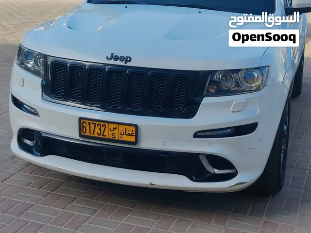 Jeep Grand Cherokee SRT8 2013  GCC Specs  6.4L HEMI V8  Powerful Performance