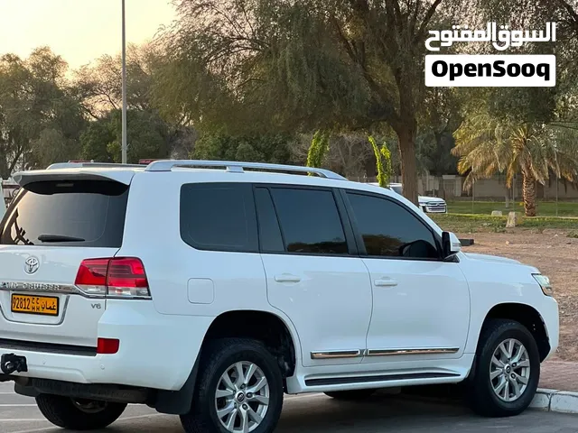 Used Toyota Land Cruiser in Muscat