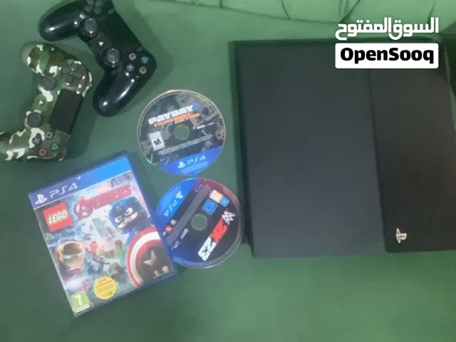 بلاستيشن فور للبيع مستعمل سنتين وشوي السعر قابل للتفاوض