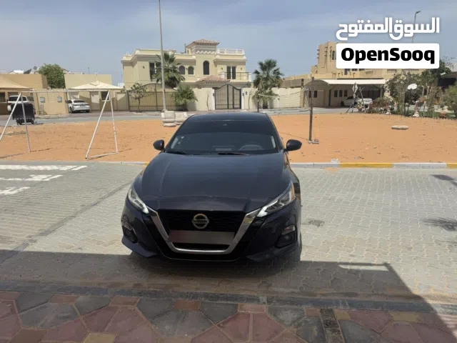 نيسان التيما موديل 2021 في حاله ممتازه