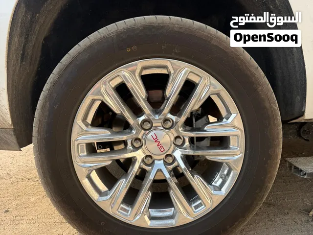 السلام عليكم. عندي هذا الويل حجم 20 جديد كلش مع تخم تاير قبل 20 يوم شادله. . اريد مرواس ويه ويل 18