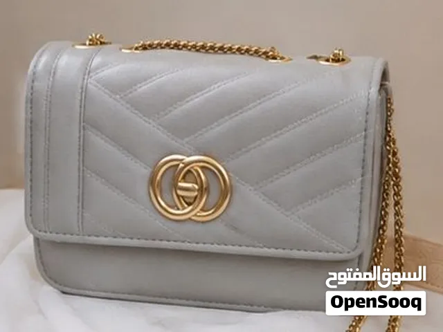 هلا سلام عليكم سعره جنطه 8 الف وحده