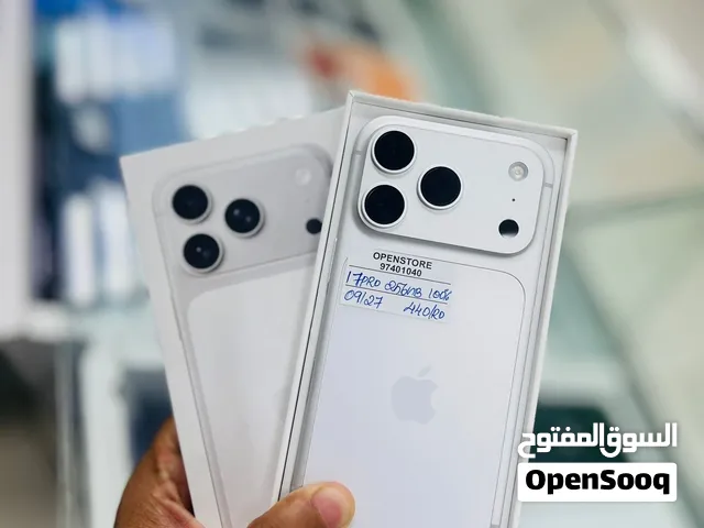 Used Apple iPhone 17 Pro 256GB in silver with Box 100% Battery, Apple warranty until July 2027