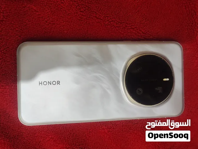 **HONOR Magic7 Pro**