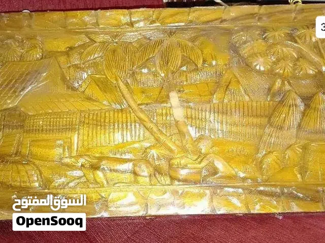 تابلوه تايلندي و طقم ترابيزات و نجفة فيرفورجيه